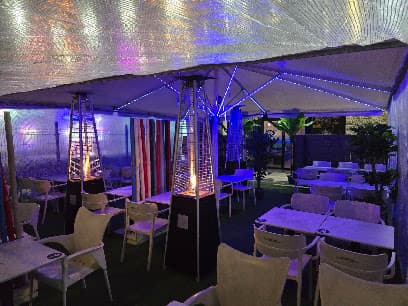 Mae West Club