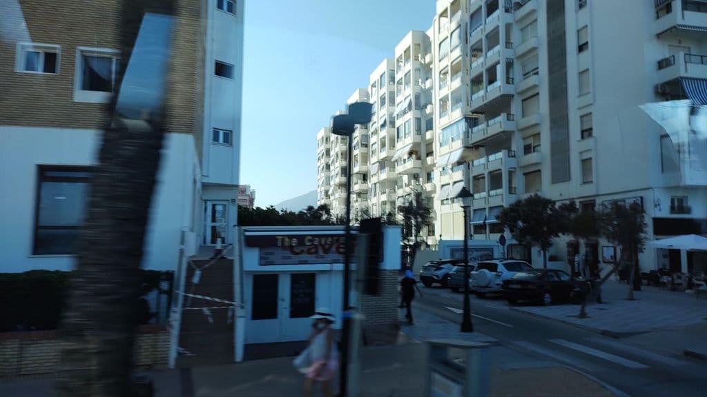 Street view near Davincis lounge chicha bar