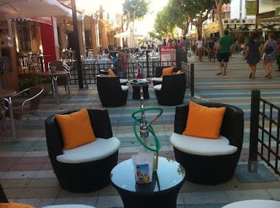 Álamo Cocktail & Shisha Bar