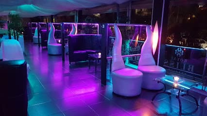 EMBASSY CLUB GRAN CANARIA Terraza, Shishas & Dance