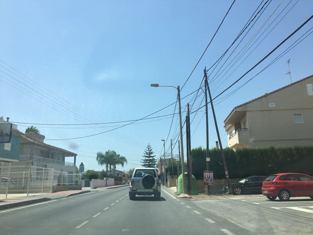 Street view near Valú Shisha Lounge