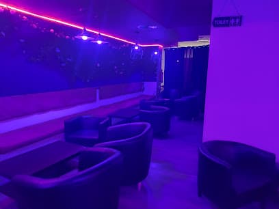 D&D hookah lounge