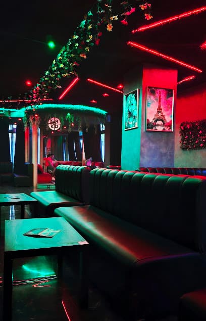 MAJORELLE LOUNGE BAR & NARGHILE' BERGAMO