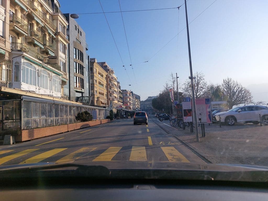 Street view near Mayfair House Montreux