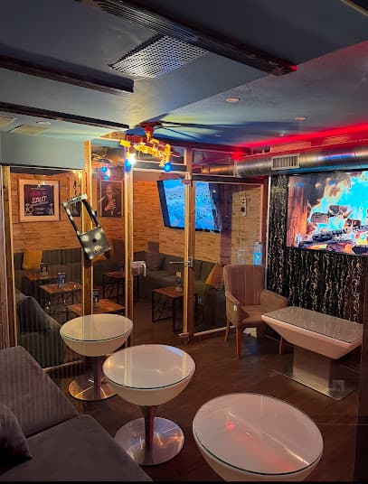 Sinit Lounge