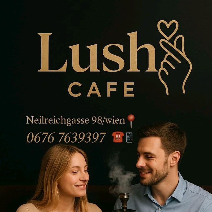 LUSH CAFE