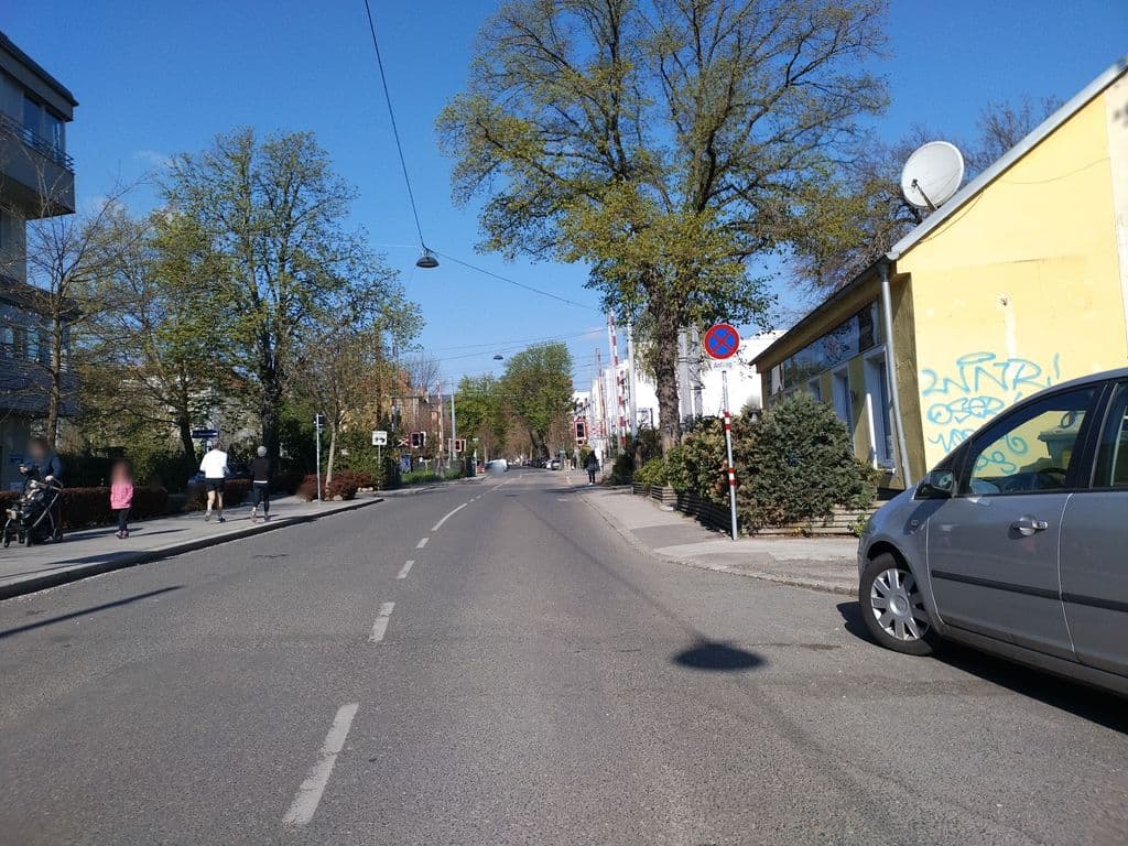 Street view near Strada Garden