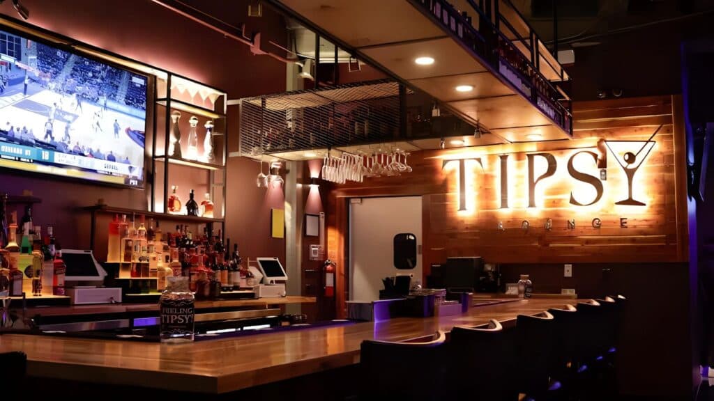 The Tipsy Lounge photo 2