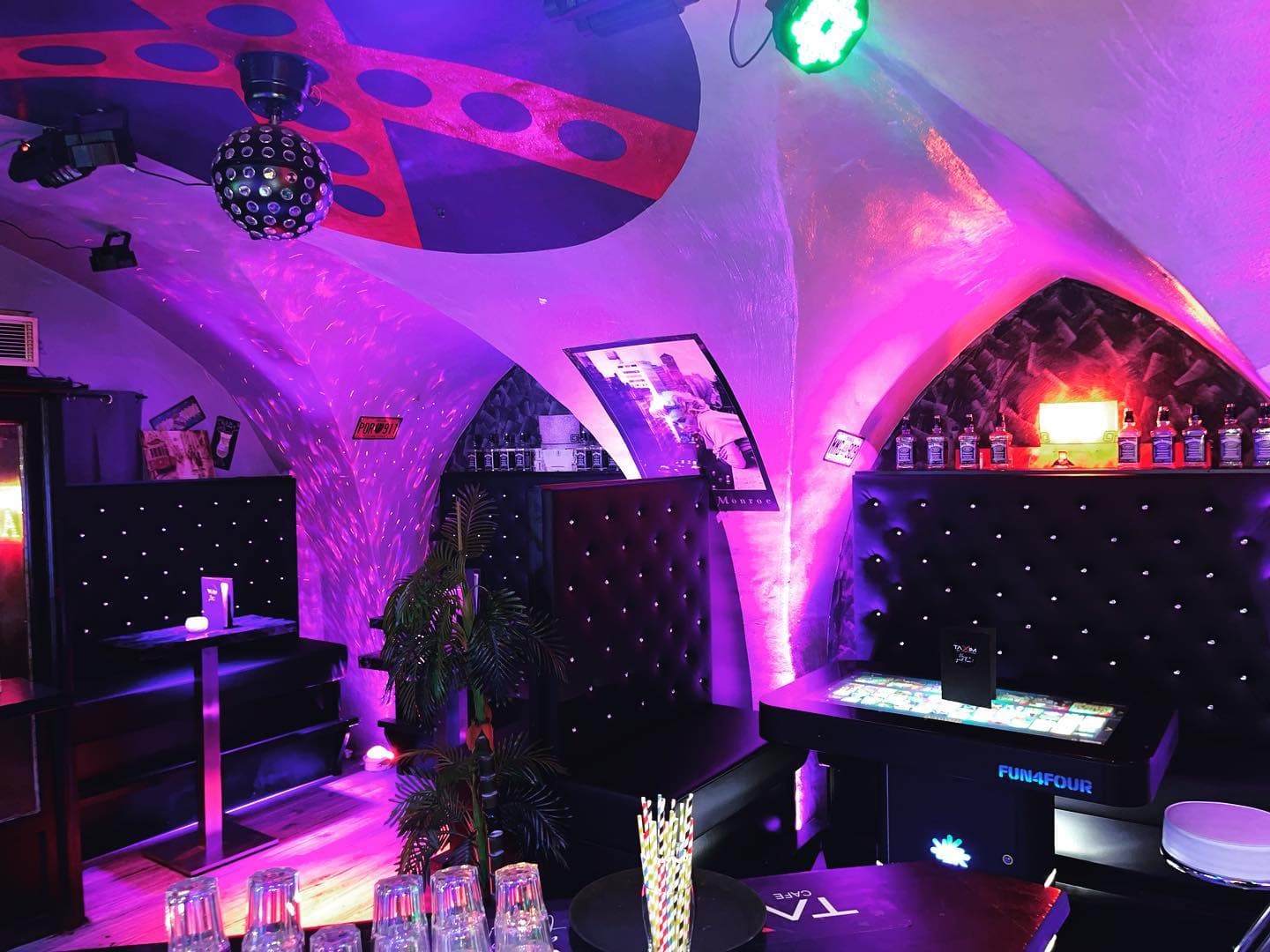 TaXim Cocktail-Bar-Shisha-Lounge photo 3