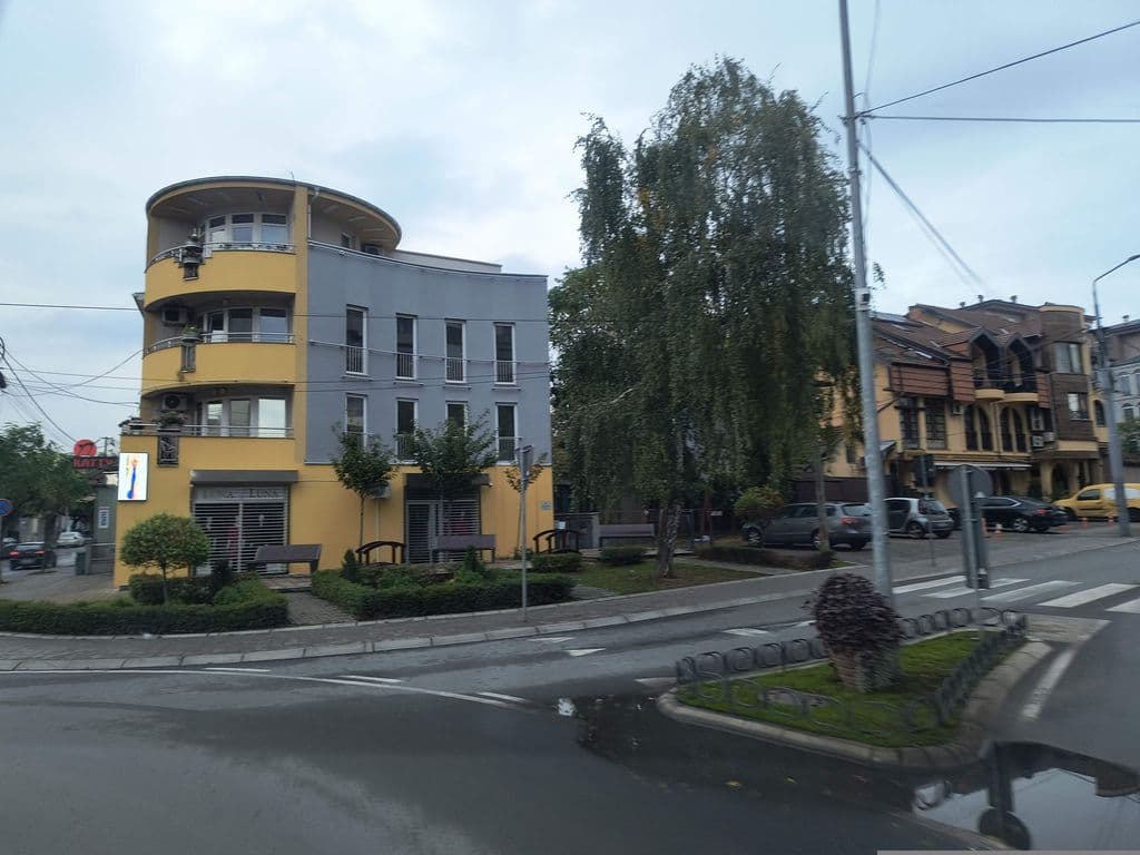 Street view near Slavija M.M. 2 | Lounge Bar
