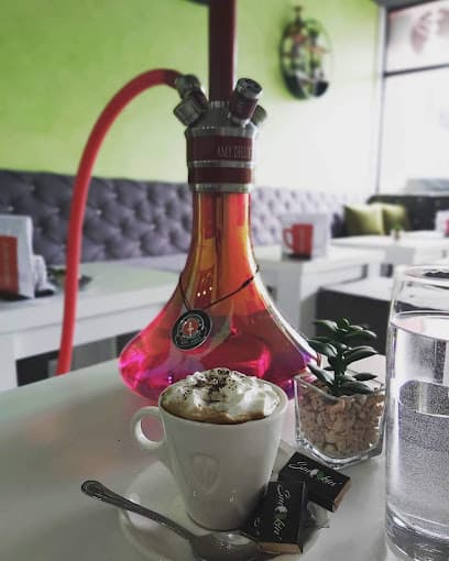 Hookah lounge Smokin'