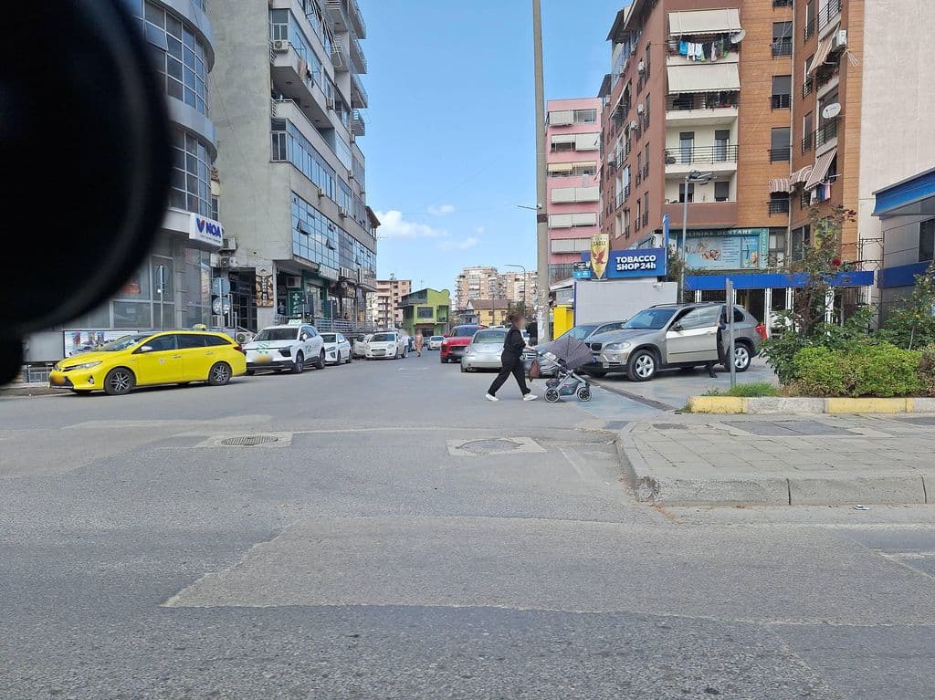 Street view near Black Bird - Shisha Lounge