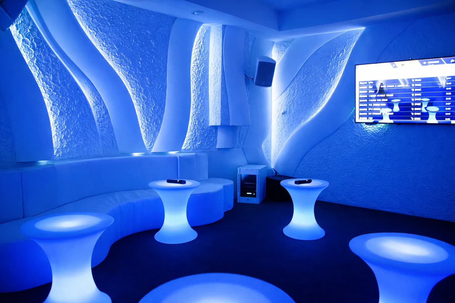 Blue Bird Karaoke Rooms photo 4