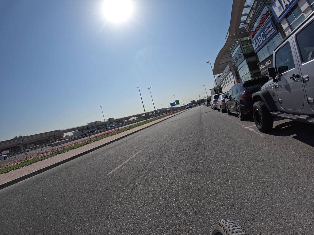 Street view near VESNA Restaurant & Lounge Dubai