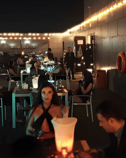 Kaza Pool Bar & Lounge