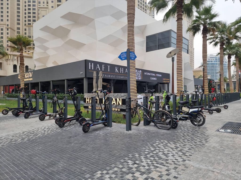 Street view near Seven Shots