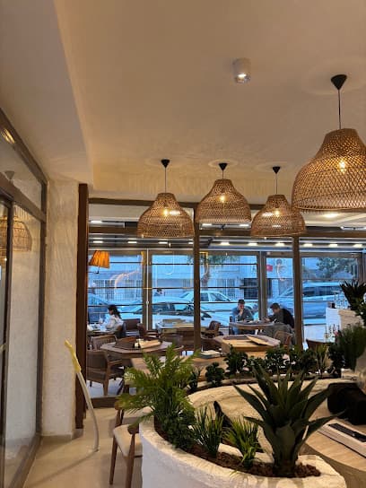 Samira caffee lounge