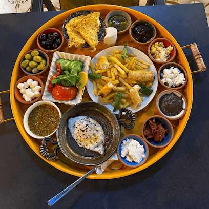 Dada Kahve (Sanat Sokağı)