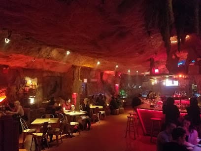 La Caverna