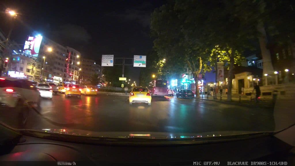 Street view near Mahzen Nargile Cafe
