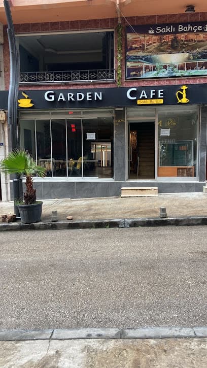 Garden & Nargile Cafe