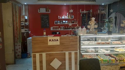 Maça Kızı Cafe