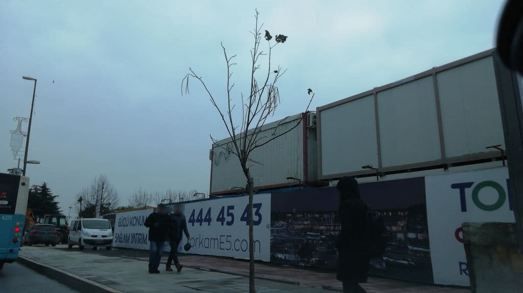 Street view near Yeşilçam Vadisi Metropark Sefaköy Gece Nargilecisi