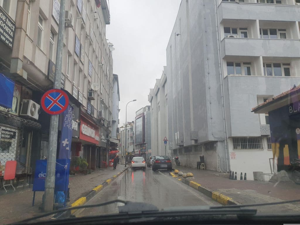 Street view near HOOQAHBAZ COFFEE Shisha&Lounge