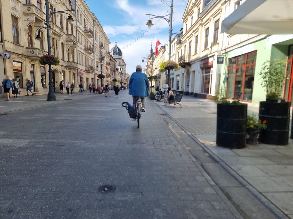 Street view near Hookah Choice