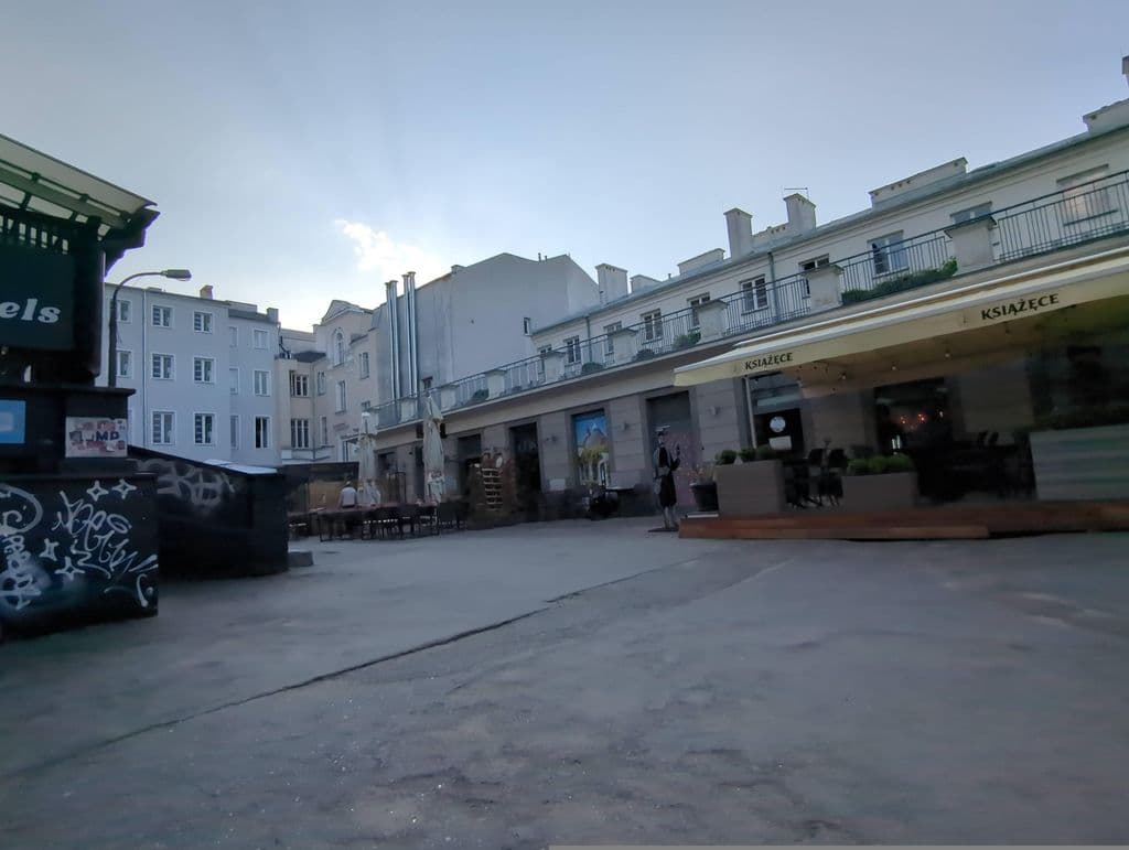 Street view near Labirynt Club & Shisha