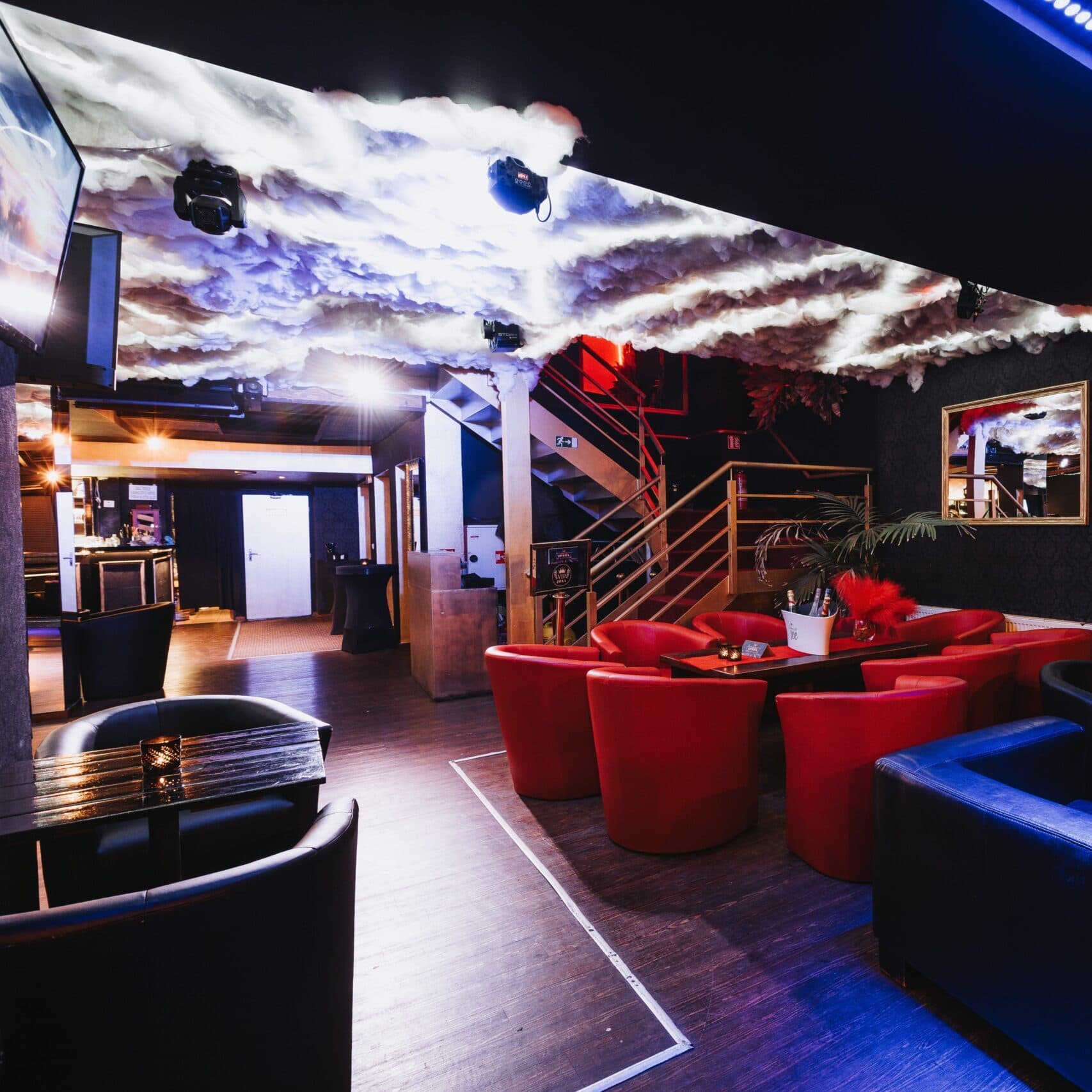 Clouds 76 - Terrace & Lounge - Brno photo 4