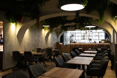 Loft N8 Garden Restaurant Grill & Shisha Lounge