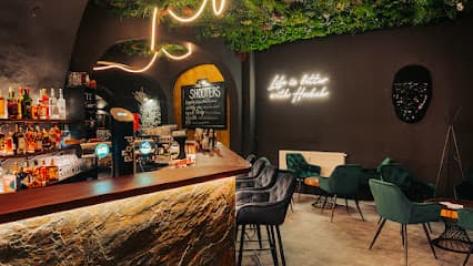 FABULOUS BAR & SHISHA