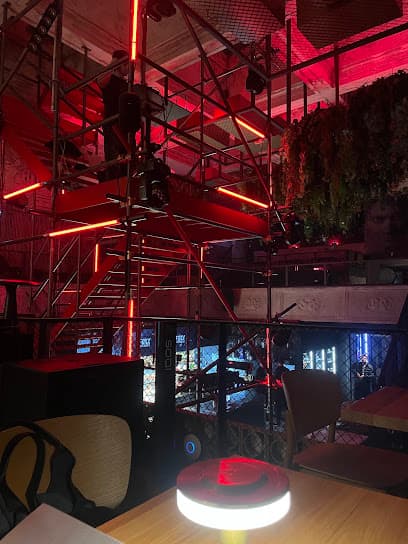 FOXX restobar photo 2