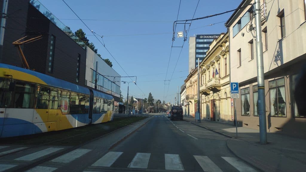 Street view near Zlatý Dvor - Shisha & Koktail Bar Košice