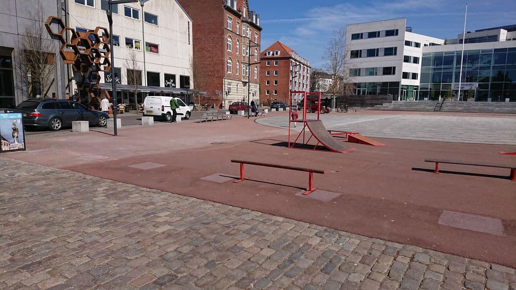 Street view near Randers Vandpibecafé