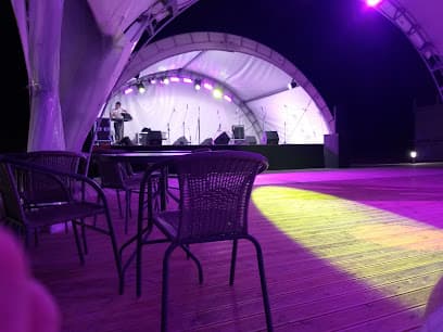 X.O Beach Lounge & Club