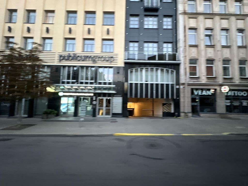 Street view near Office Club - Kaljano baras Vilniuje