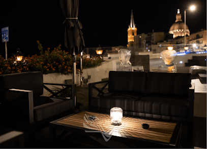 V Lounge