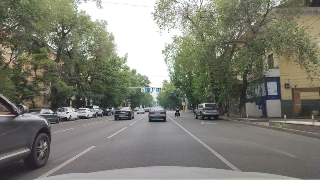Street view near Easy