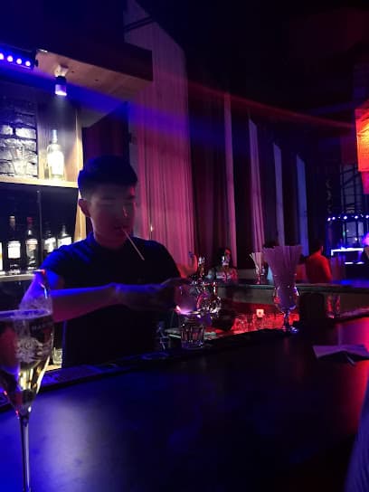 SUNSET karaoke & hookah bar Кальянная в Астане