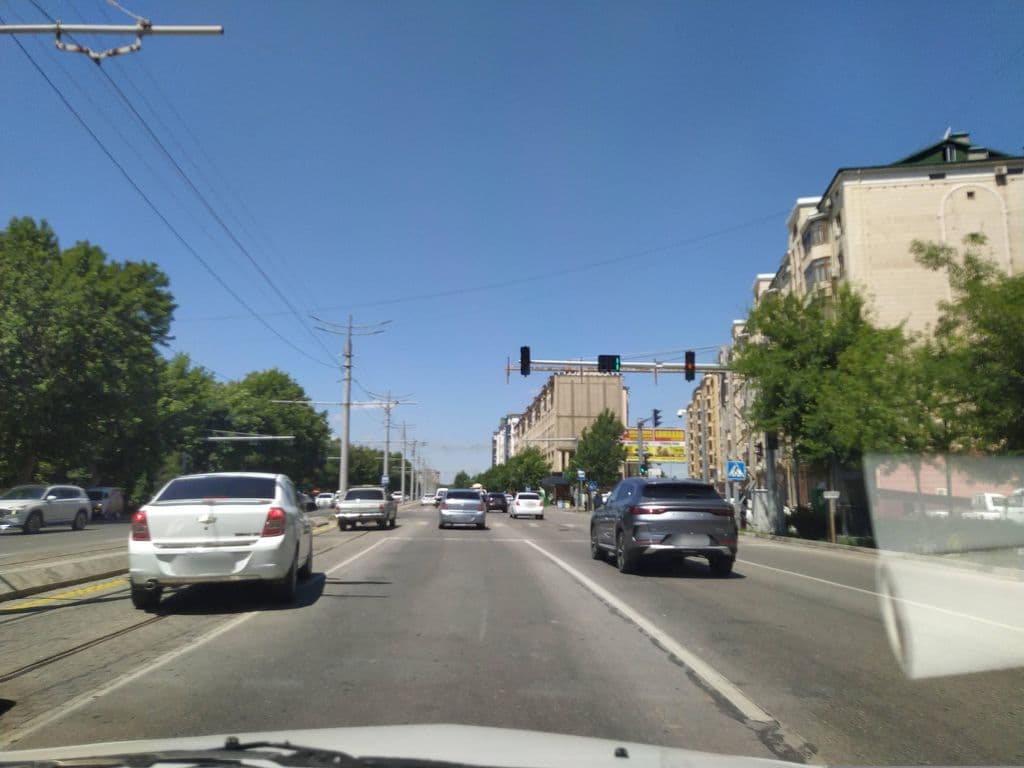 Street view near Socrano Smoke House Hookah Bar