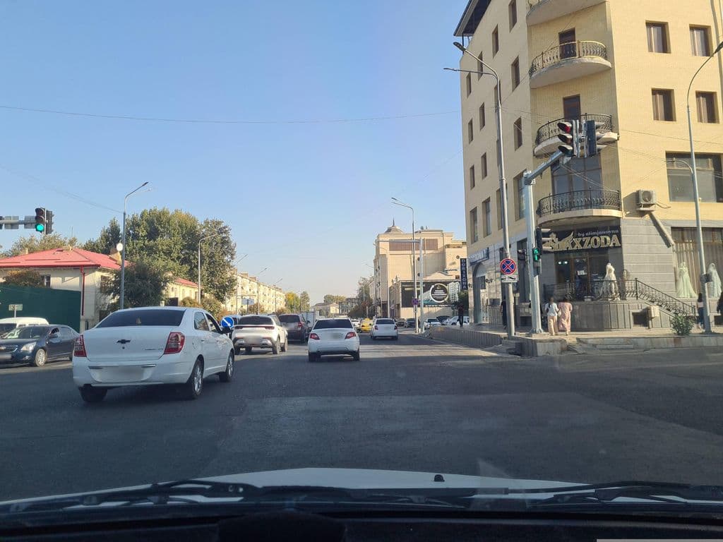 Street view near DelMar Кальян