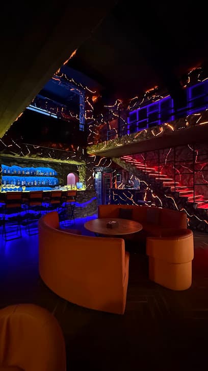 Moon Lounge Bar