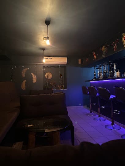 Chernika Lounge Bar