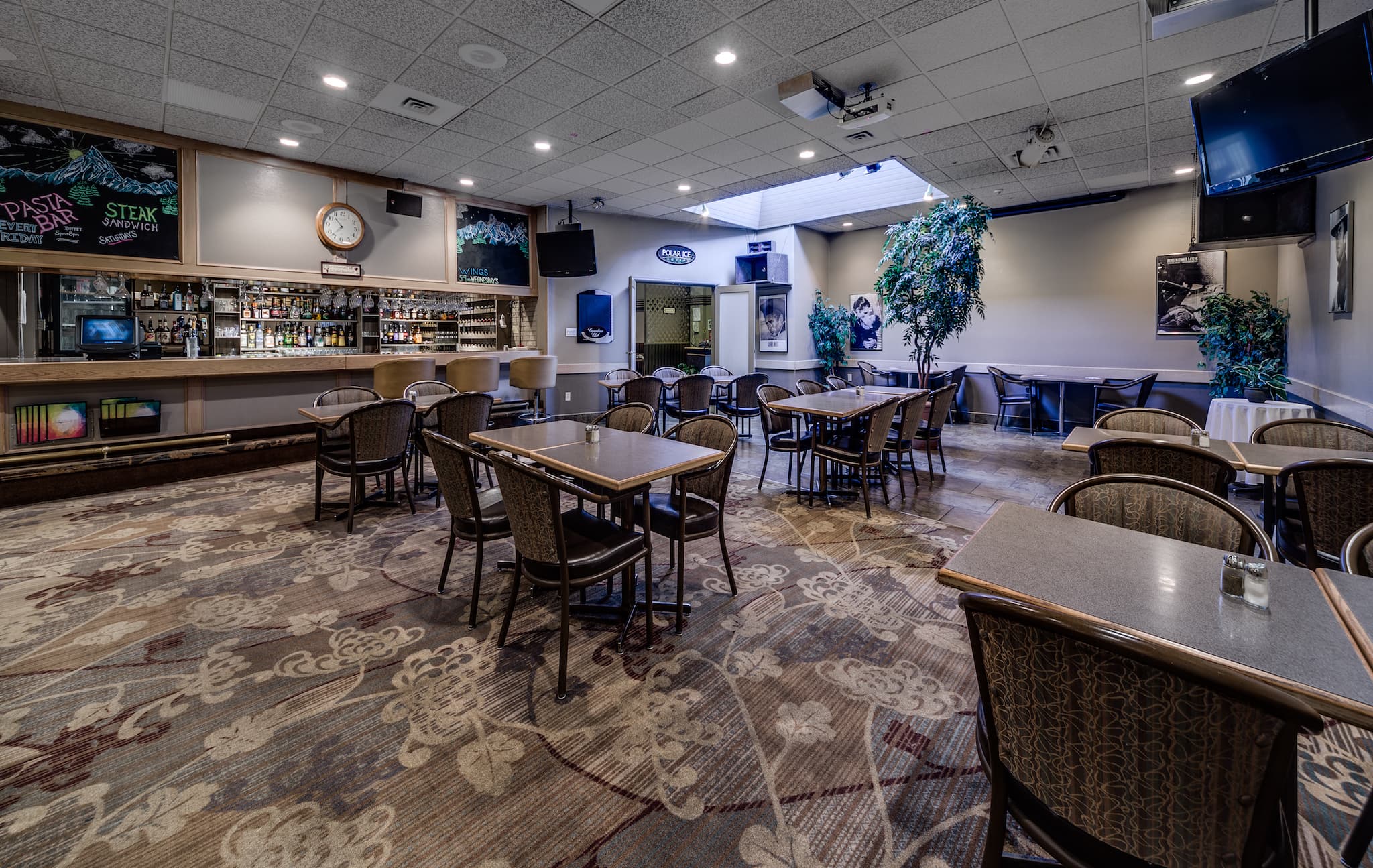 Heritage Lounge