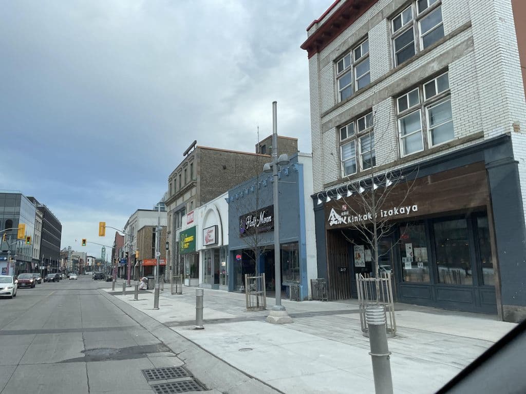 Street view near Half moon coffee shop & shisha lounge