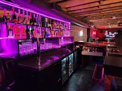 Crave Lounge