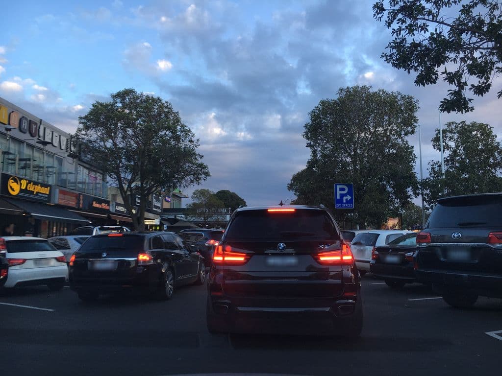 Street view near 好乐迪ktv Holiday Karaoke & Hookah Lounge