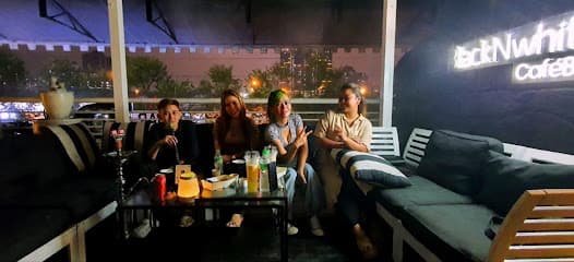 BlackNwhitecafe (Arabian Shisha Lounge)